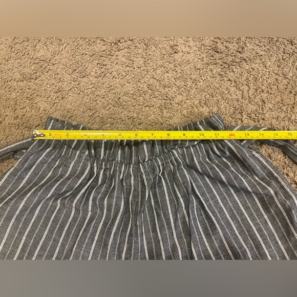 Parachute / Flowy Shorts with Wrapped Tie - Picture 7 of 7